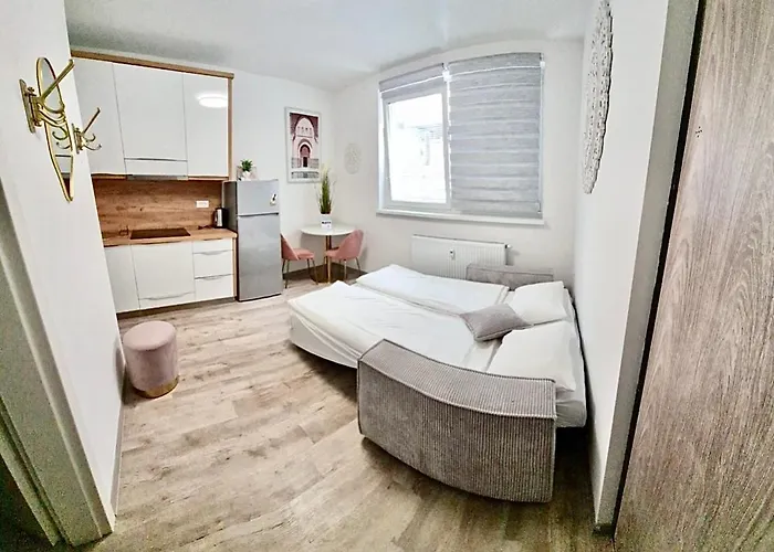 公寓 With Free Parking